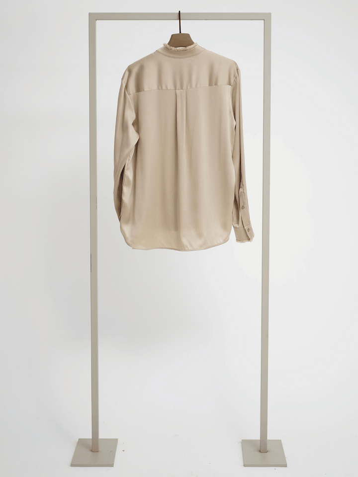 blouse stand-up collar