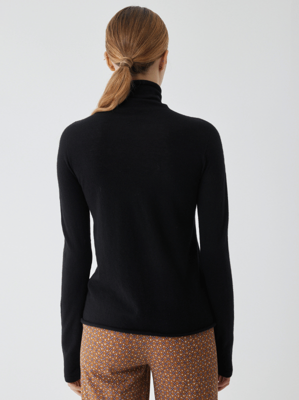 cashmere turtleneck sweater